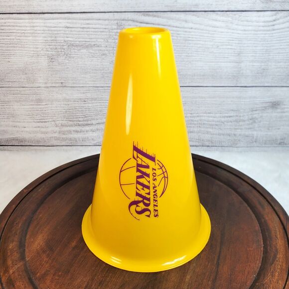 Vintage Los Angeles Lakers NBA Plastic MEGAPHONE 8” Cheer Loud Cone Yellow - Picture 1 of 6